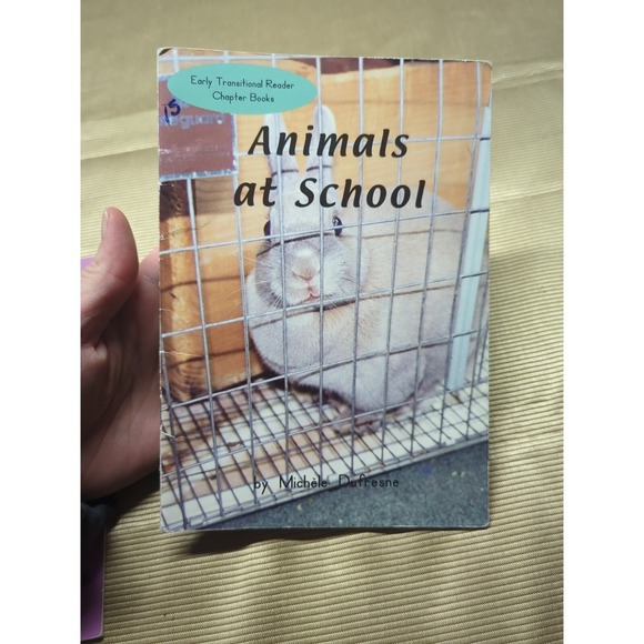 early transitional reader chapter books animals at school 2 Stories - Picture 1 of 5